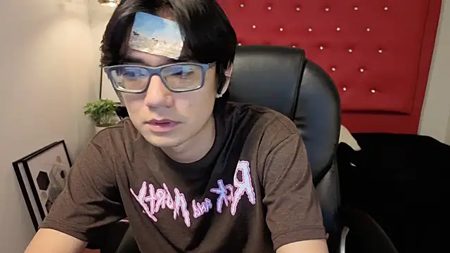 Chatroom XXX en direct de davoxer