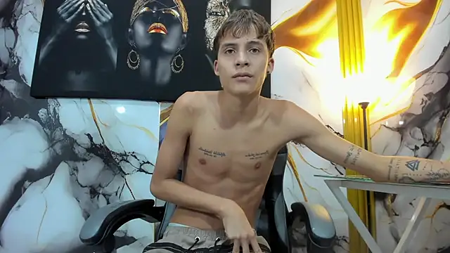 mono_blonde Show Webcam