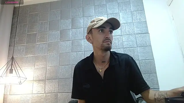 Chatroom XXX en direct de MykeCastle