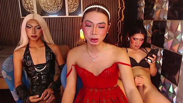 AudreyMilesTrans XXX чат на живо
