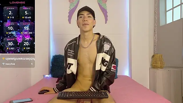 XXX chat uživo modela Monyel_Blake
