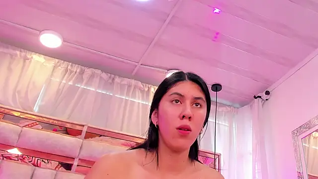 LiliGreyy – Live XXX-chat