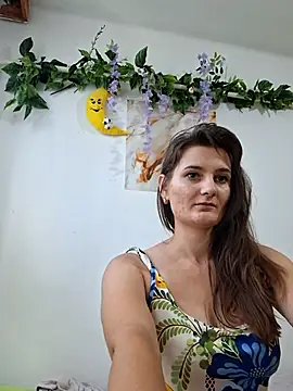 Nika_aa – Live XXX-chat