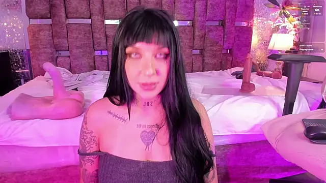 Leiaa_ XXX чат на живо
