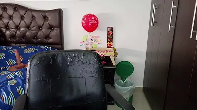 Grace_mature_milfのライブXXXチャット