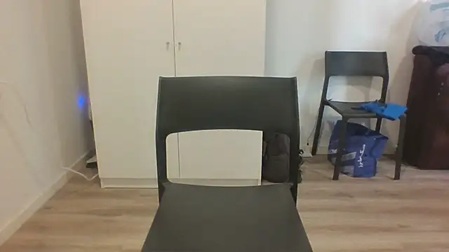 Chat XXX ao vivo de Hotyoungboy1080