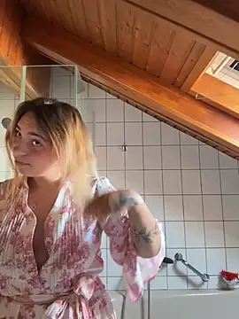 Naomi-Klein Live XXX-chat