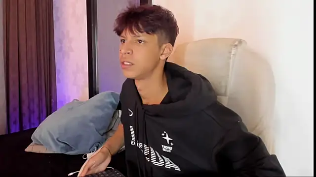 Chat XXX Live Ethan_qop