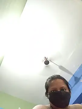 Živý XXX chat Pooja-bedi