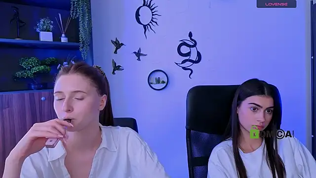 دردشة nekky_mouse الجنسية المباشرة