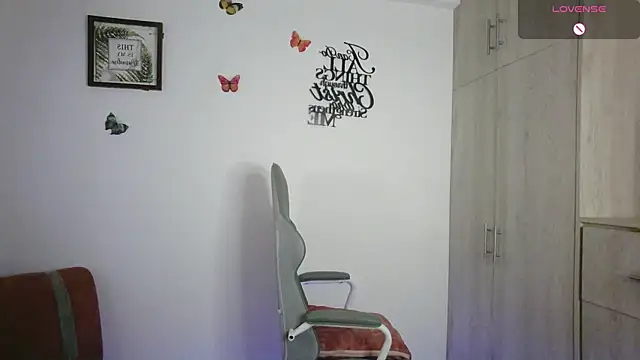 Nala_j8 live XXX chat