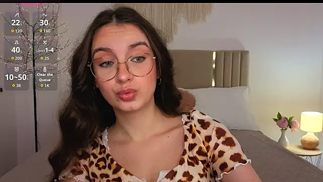 Онлайн чат XXX Real_cutie1