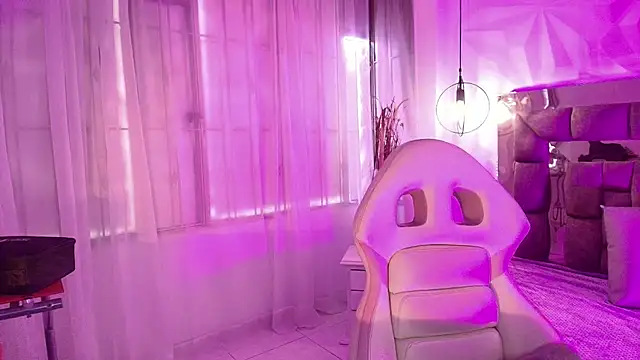 Queen_perla_ – Live XXX-chat