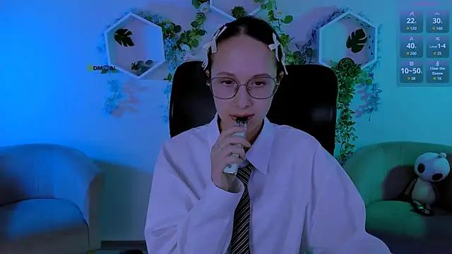 mona_cloud Adlı Modelin Canlı XXX Sohbeti