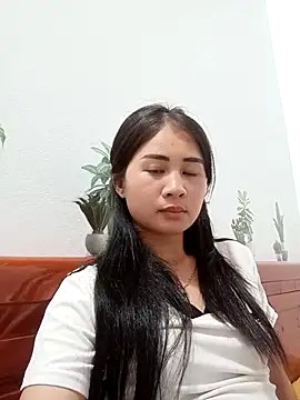 Chat XXX ao vivo de LittleSun_
