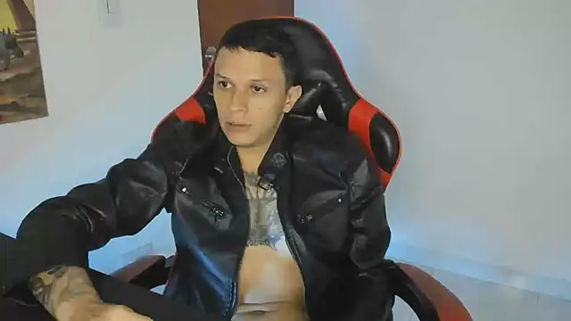 Masterdave7's Live XXX Chat