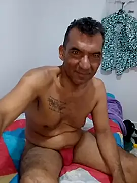 Daddy1972's Live XXX Chat