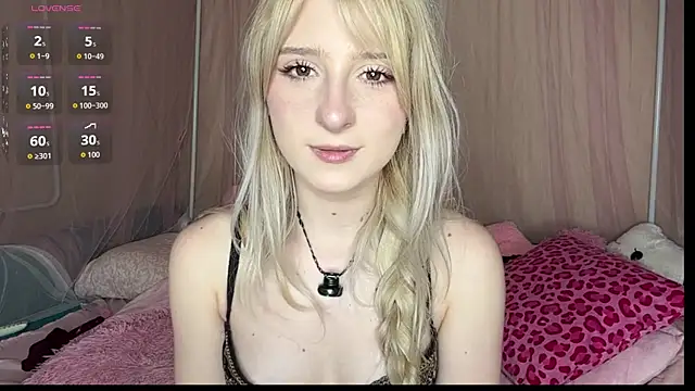 OnlyEva1's Live XXX Chat