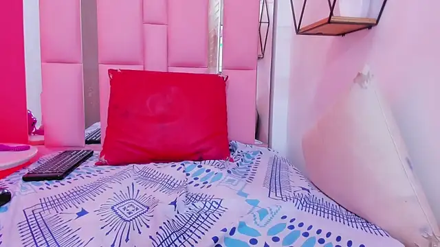 Chat XXX Live Katecurvy_hot69