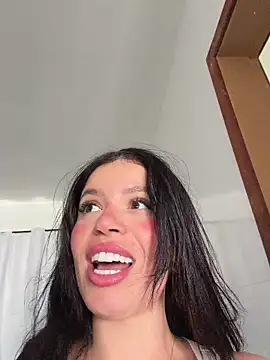 Онлайн чат XXX Rafaellaz
