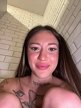 Chat XXX ao vivo de SaintSquirt
