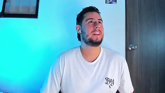 Ryan_evannss_'s Live XXX Chat