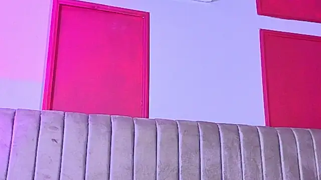 AlessiaRose_CR: онлайн-секс-чат