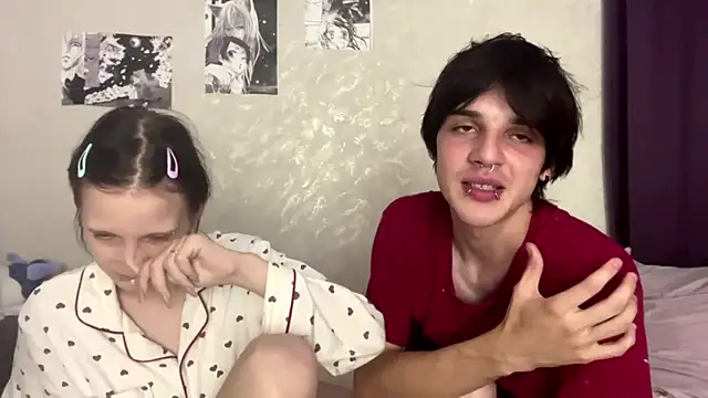 צ'אט XXX בשידור חי של altycouple