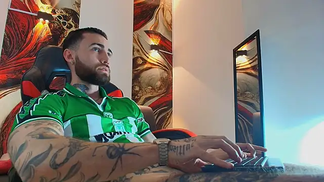 دردشة Luke_davis01 الجنسية المباشرة