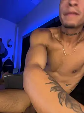 Chatroom XXX en direct de willclayy