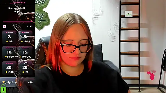 JuliNy_x Live XXX-chat