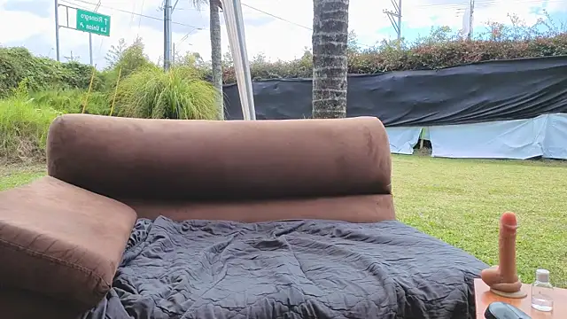 NatashaDiamond élő XXX-chatje