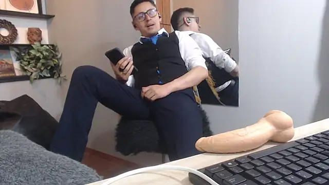 kevin_23_ Webcam show