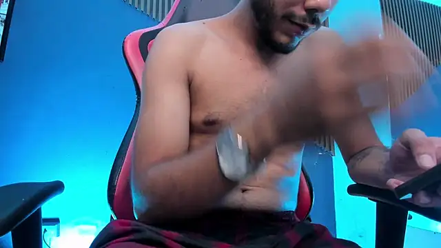 Chat XXX ao vivo de Boss_Domiinator