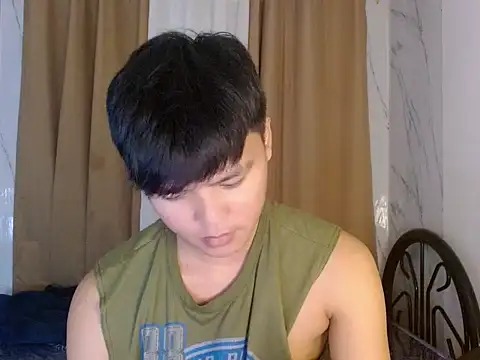 yourhotasiandoms Pertunjukan Webcam