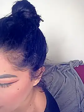 Chat +18 de Valeerie ao vivo