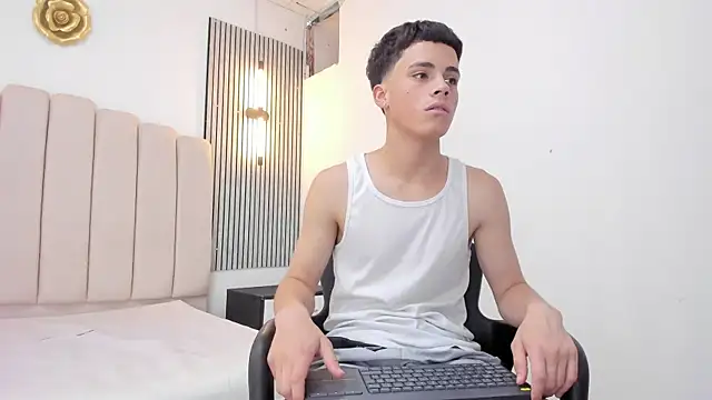 Stiven_Cooper2 Live XXX Chat