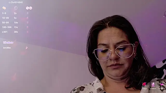 Luciifeer_ লাইভ XXX চ্যাট