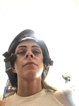 Chat +18 de sabrinaneves ao vivo