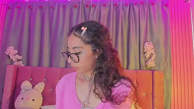 Chat XXX en directo de Sarah_Moon1