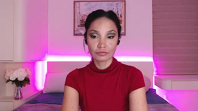 Ohmy_Linda Adlı Modelin Canlı XXX Sohbeti