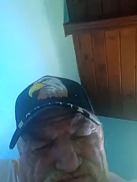 XXX chat uživo modela Rootpass222