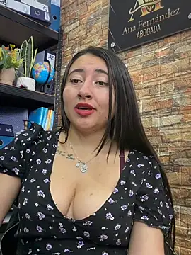 _Sarah-Office1 Chat XXX live