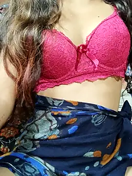 Chat XXX ao vivo de hotti_kritika