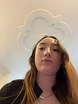 Chat XXX en directo de Valery_Salmons