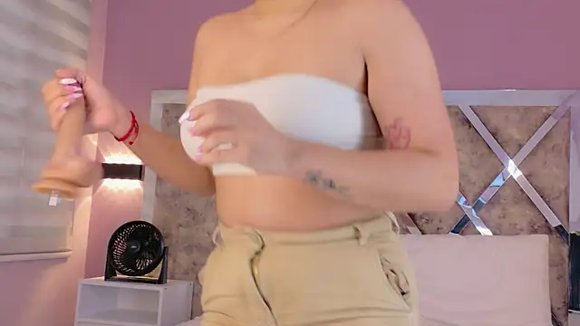 Chatroom XXX en direct de ValeriaOrtega