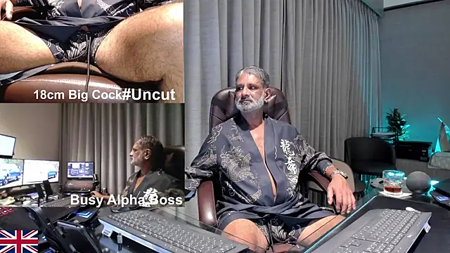 OnlineBossUK XXX чат на живо