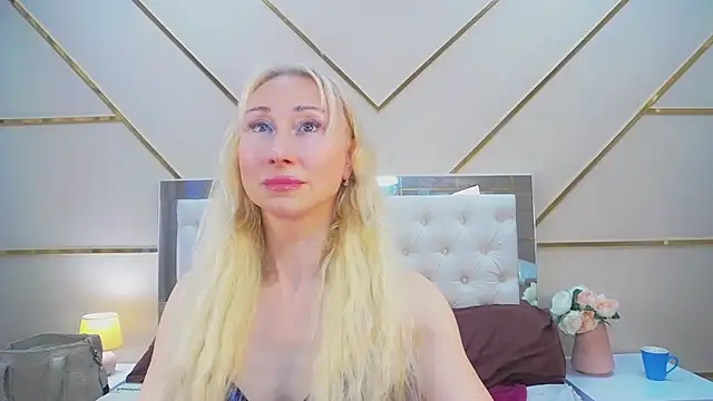 Chat +18 de KissDreamm ao vivo