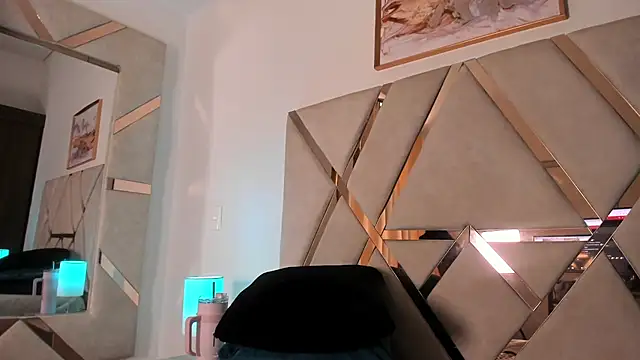 Chatroom XXX en direct de Carlotta_de_velour