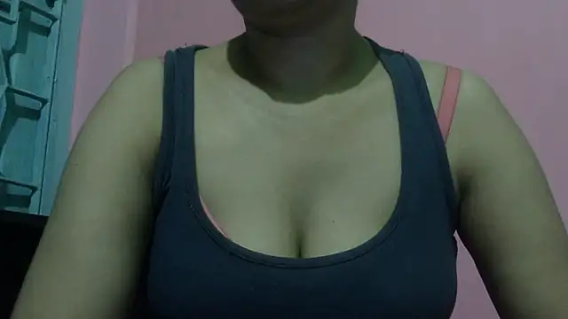 Chat XXX ao vivo de AVNI09-